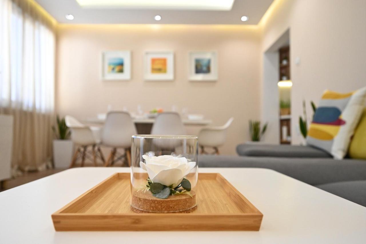 Modern Central 2-Bedroom Apartment With Parking Varna Exterior photo
